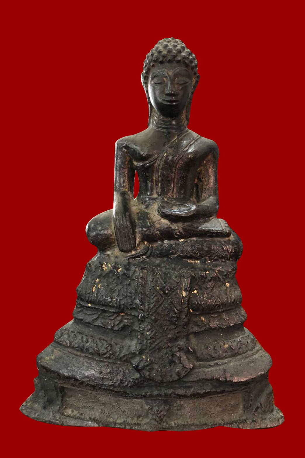 ทำความรู้จักกับข้อมูลที่สำคัญของพระเครื่องที่ร้านรับเช่าพระต้องการ